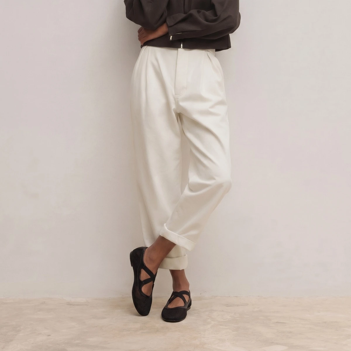 Elasticated ballet flats in black mesh and black leather | DESSIN