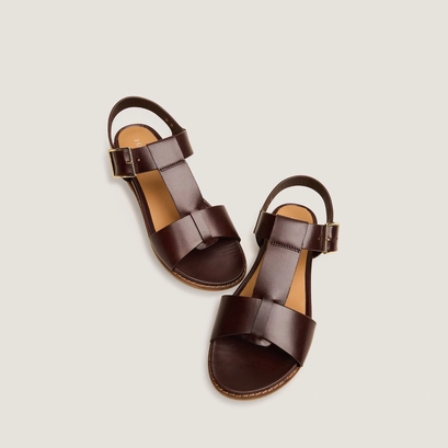 Adjustable sandals with large buckles in red-brown leather | accoca