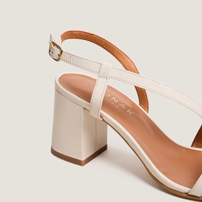 Heeled sandals with straps in ecru aged leather | vimy