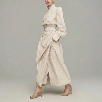 Peep-toe pumps in camel suede | dalba