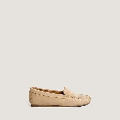 Square-toe loafers in beige split leather | liv