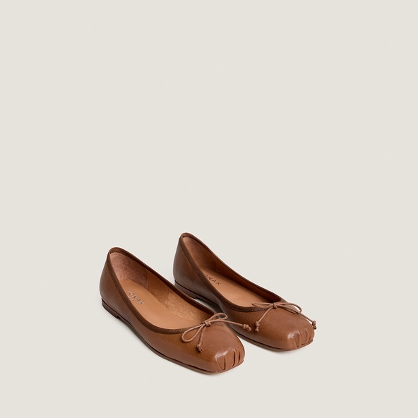 Square-toe lace-up ballet flats in hazelnut leather | DOMINE