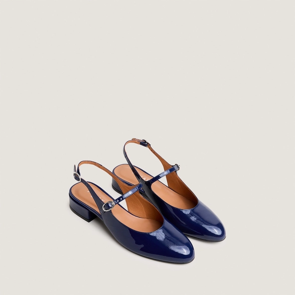 Round-toe slingbacks in blue patent leather | DAVO