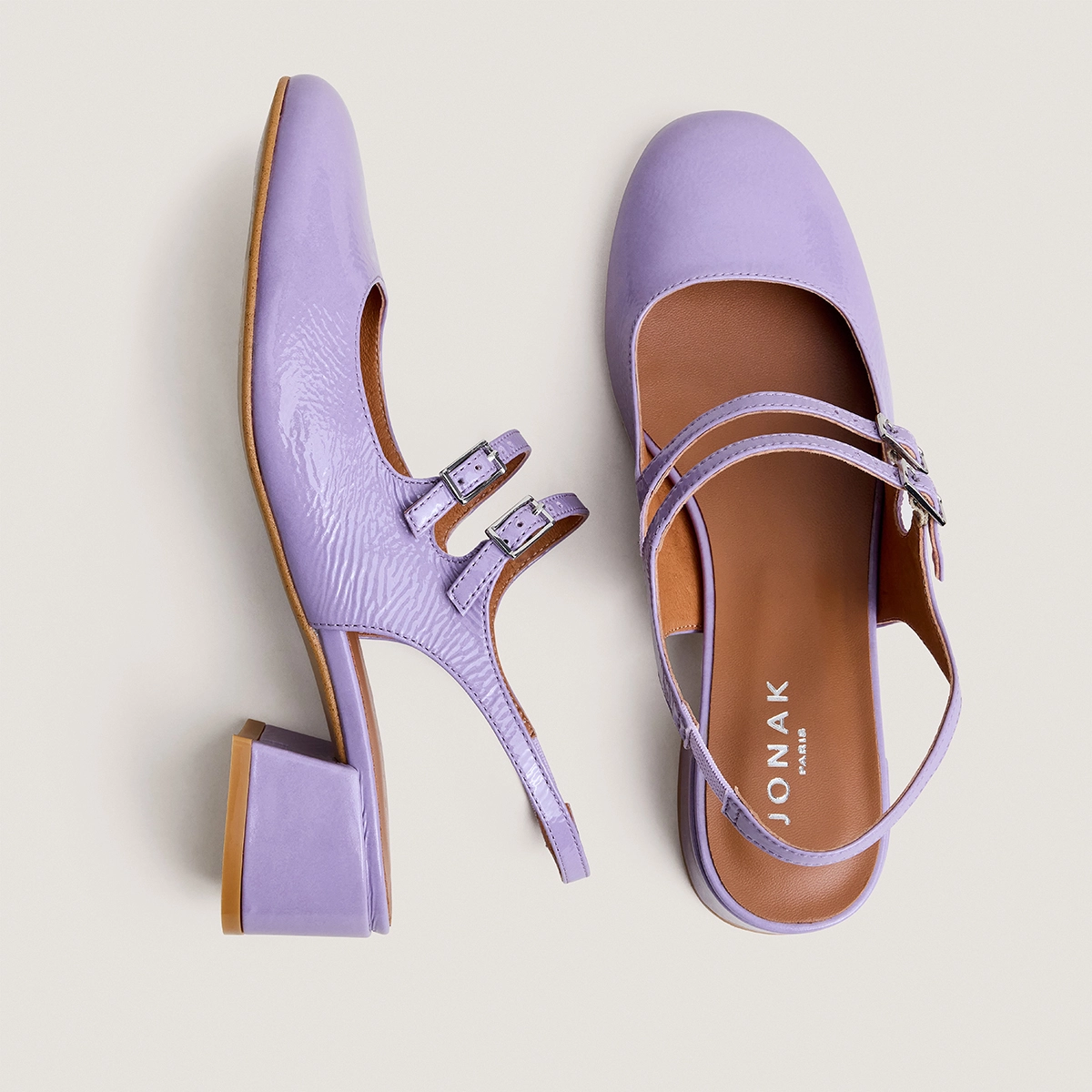 Double-strap slingback Mary Janes in lilac pleated patent leather | DRIBBLE