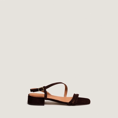 Low-heel sandals in brown suede | anaya