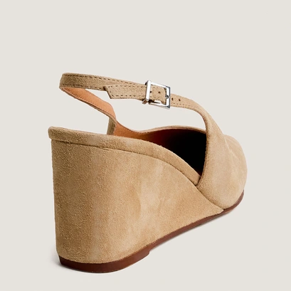 Wedge slingback pumps in camel suede | dixtine