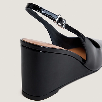 Wedge slingback pumps in black patent leather | dixtine