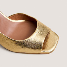 High-heel slingback pumps gold