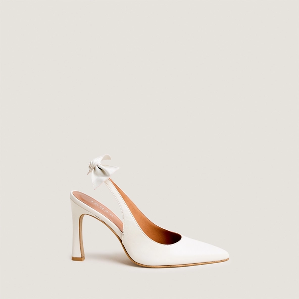 Slingback pumps in ecru leather | DEVENIR