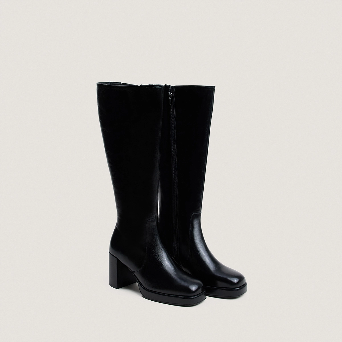 Platform boots in black aged leather calf size M|BAM