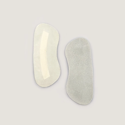 Heel support Improves comfort and ensures a secure stride | HEEL SUPPORT