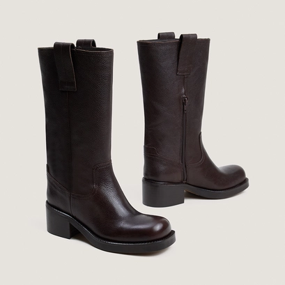 Riding boots dark brown