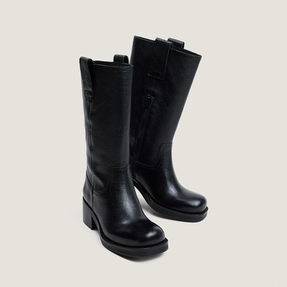 Riding boots in black grained leather | bichette