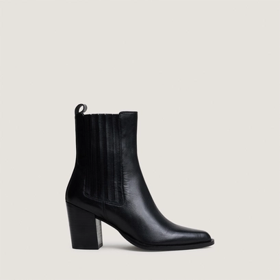 Heeled and gathered ankle boots black