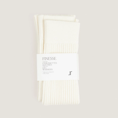 Ribbed leg warmers in cream textile | finesse