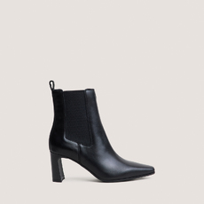 Ankle boots with elastic and square toes black