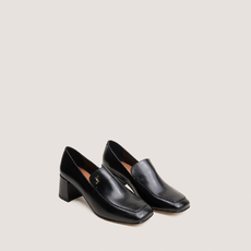 Heeled monogram loafers black