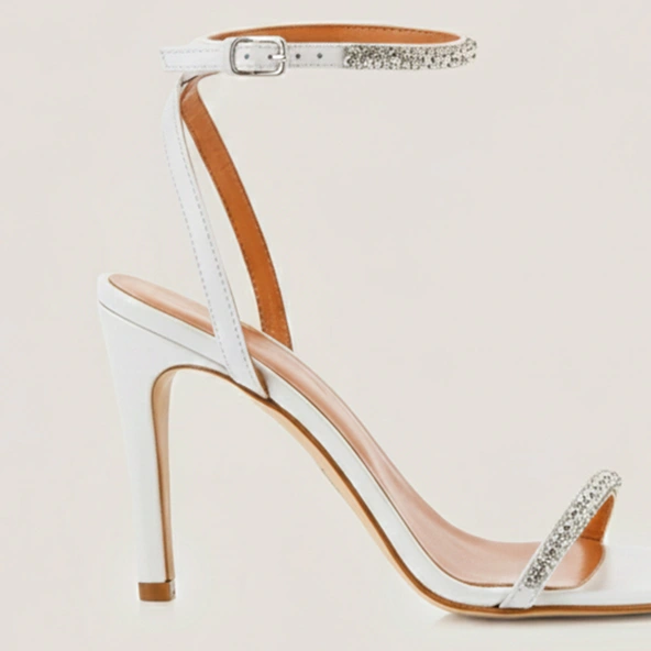 Sandals with slim straps and Swarovski crystals in ecru leather | VALLIANCE