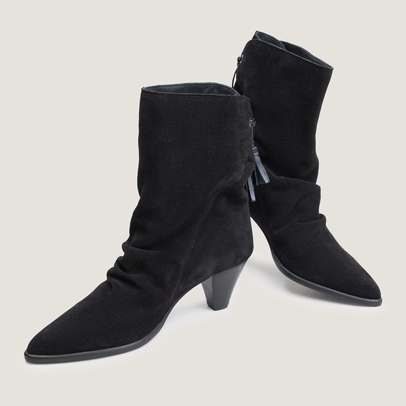 Back-lace ankle boots in black split leather | PIO