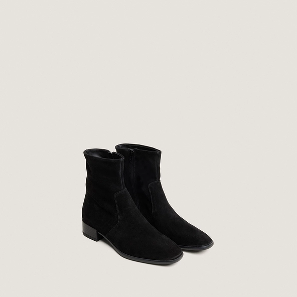 Ankle boots with flat heels and square toes in black split leather | PHILO