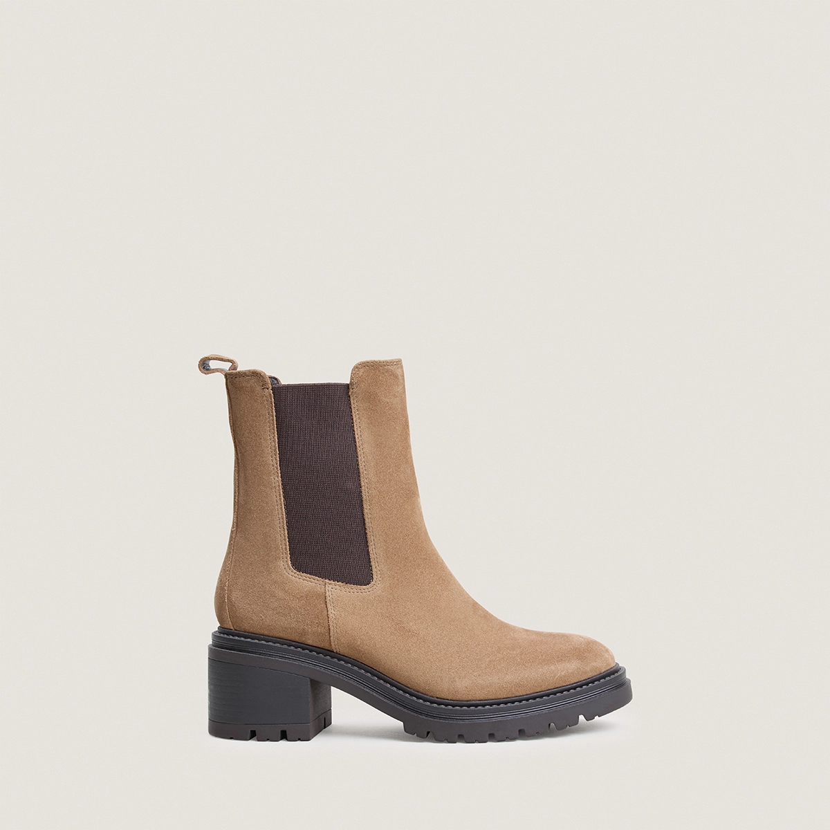 Chelsea boots with lug soles in beige split leather | ASTROS