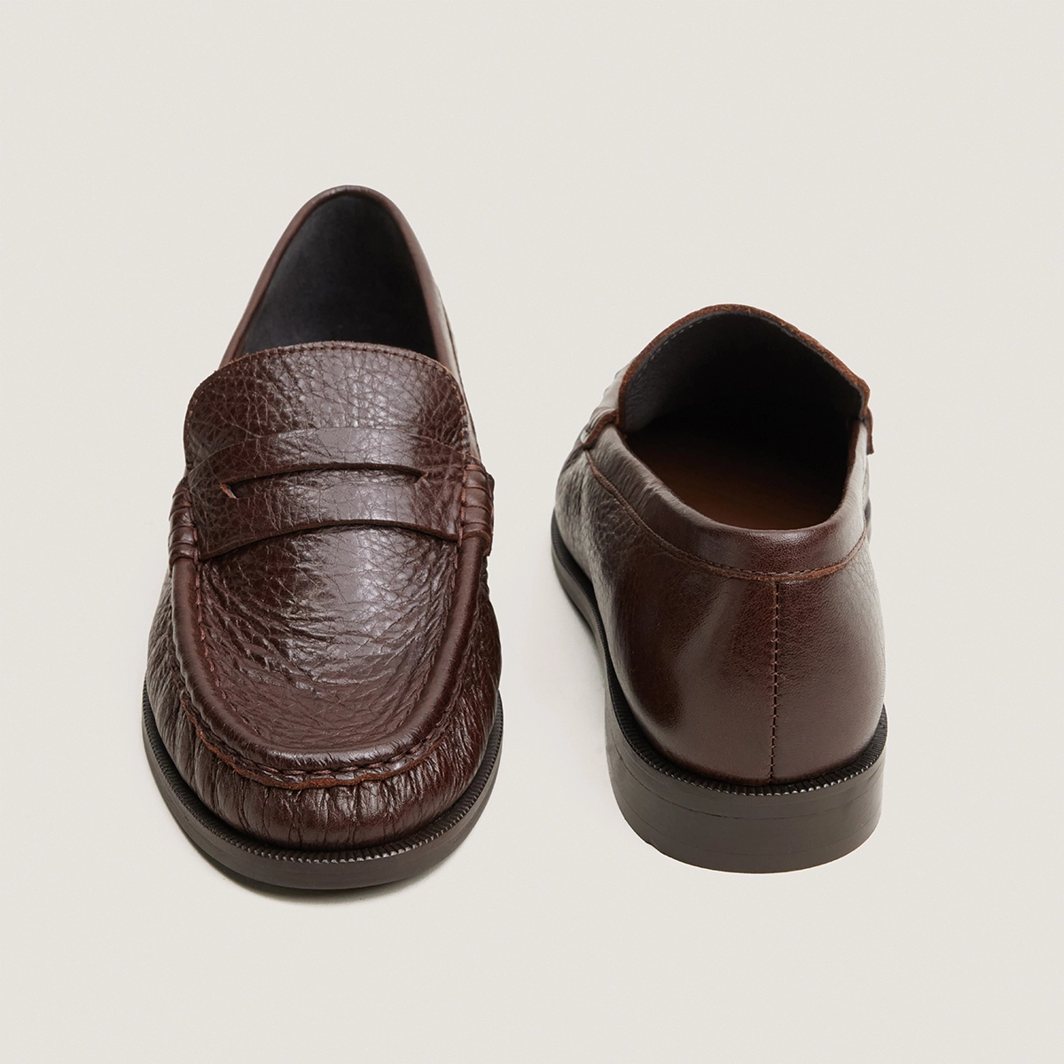 Round toe loafers in brown aged leather | DELICE