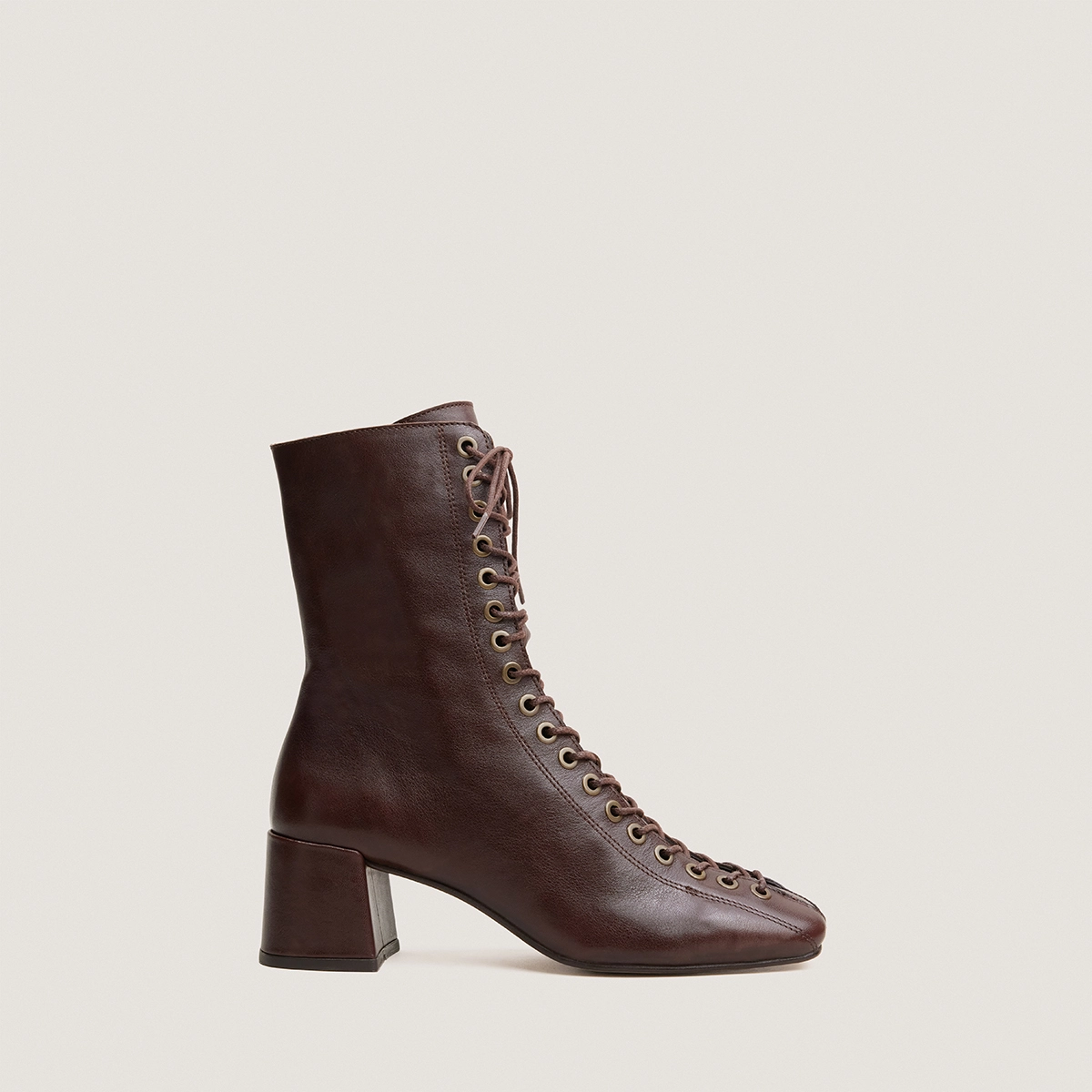 Lace-up heeled ankle boots in brown leather | VAMELINE