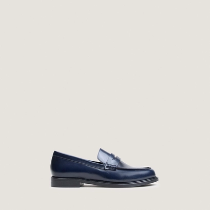 Round-toe loafers navy
