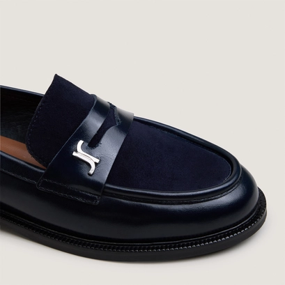 Round-toe monogram loafers navy