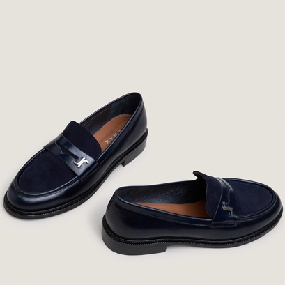 Round-toe monogram loafers navy