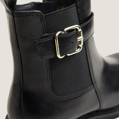 Low boots with buckles and lug soles black