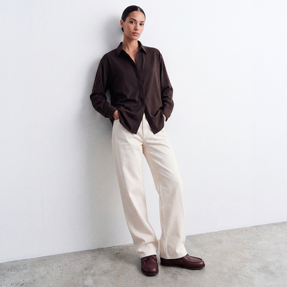 Lace-up boots in brown grained leather and beige fluffy | team