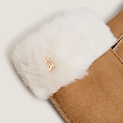 Lined gloves in cognac shearling | joyeux