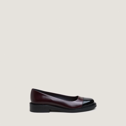 Round-toe ballet flats with low heels black / burgundy