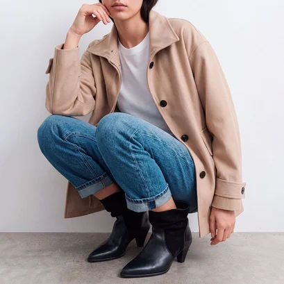 Pointed-toe ankle boots in black leather and black split leather | pampa