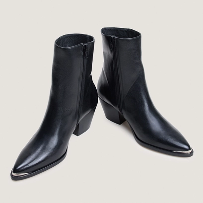 Heeled ankle boots with silver toe caps black