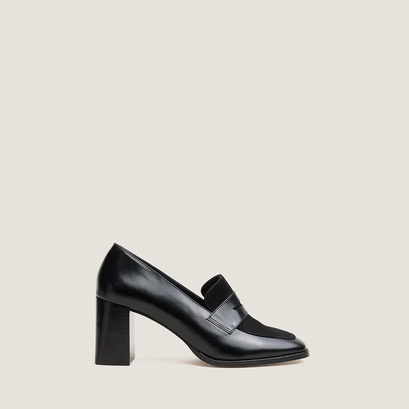 Heeled Loafers black