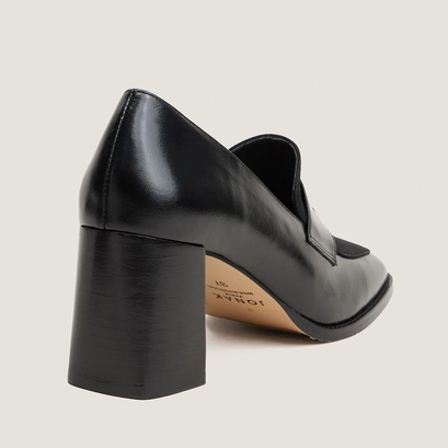 Heeled Loafers black