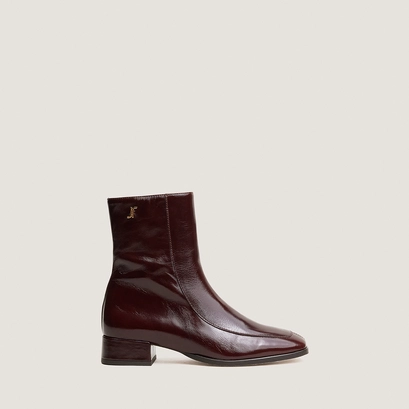 Square-toe ankle boots dark brown