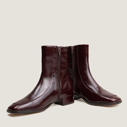 Square-toe ankle boots dark brown