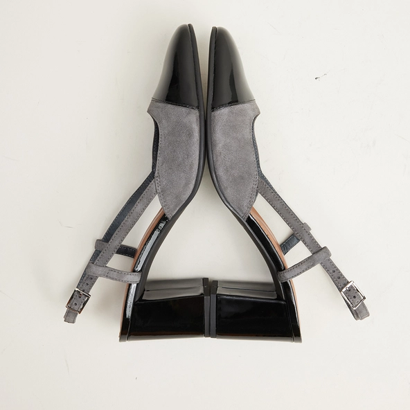 Heeled slingbacks in black shiny leather and grey suede | DHAPOP