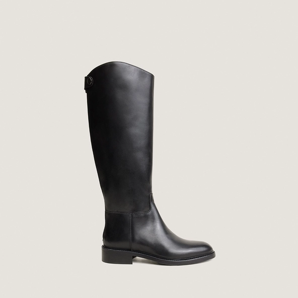 Low-heeled boots in black leather | RUTH