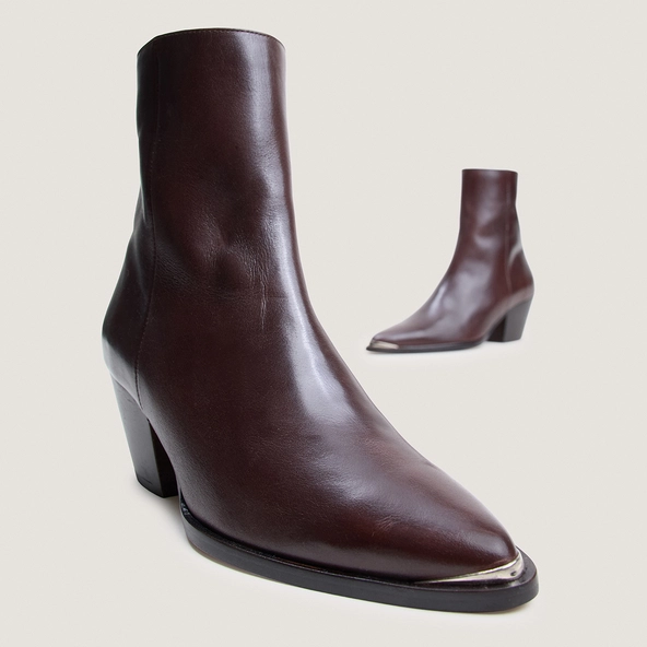 Heeled ankle boots with silver toe caps in brown leather | PRUDENCE