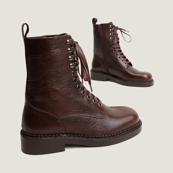 Lace-up heeled ankle boots in brown grained leather | DOLL