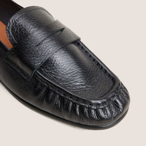 Flat ruched loafers black