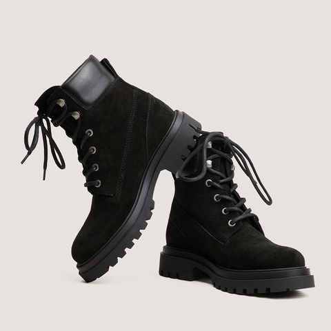 Lace-up lug-sole low boots black