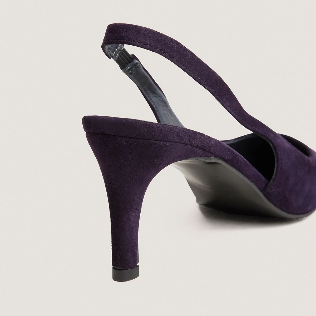 Heeled pumps in purple suede | DIAMANTELLE