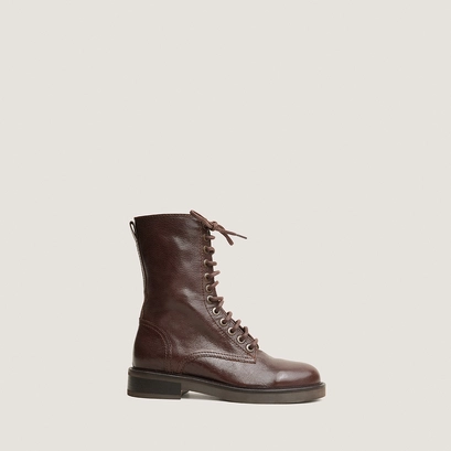 Heeled boots brown