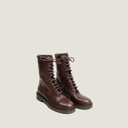 Heeled boots brown