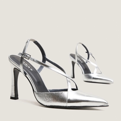 Heeled Pumps silver